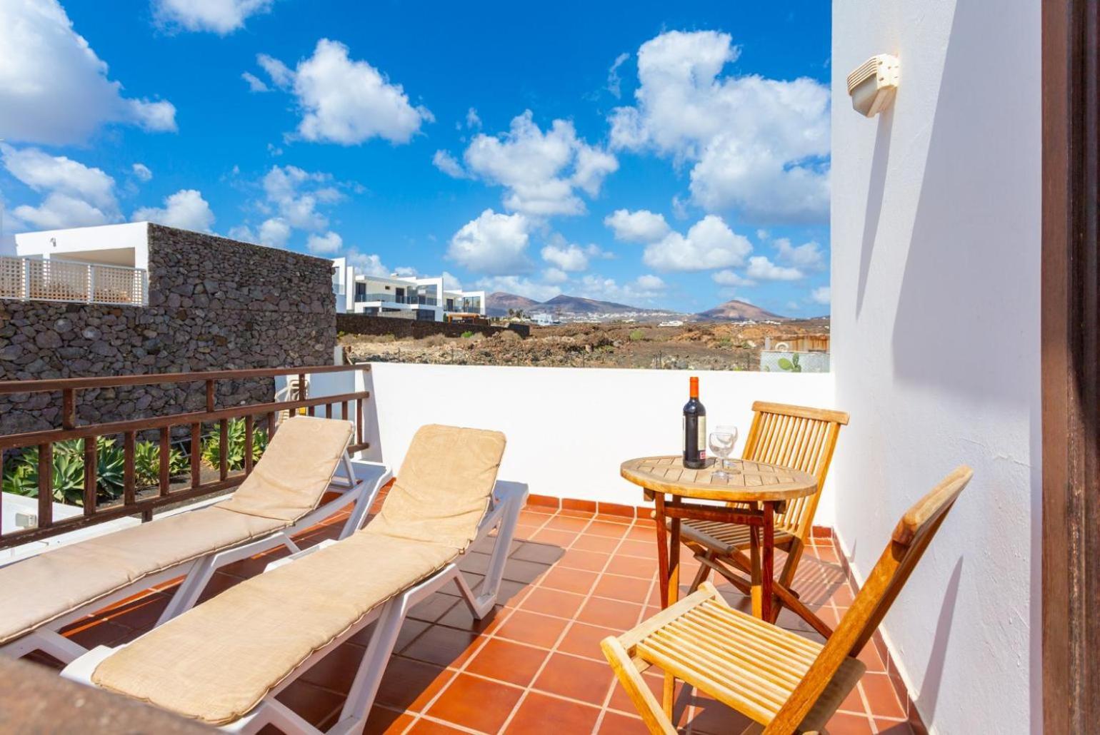 Villa Julianne 4 Puerto del Carmen  Exterior photo